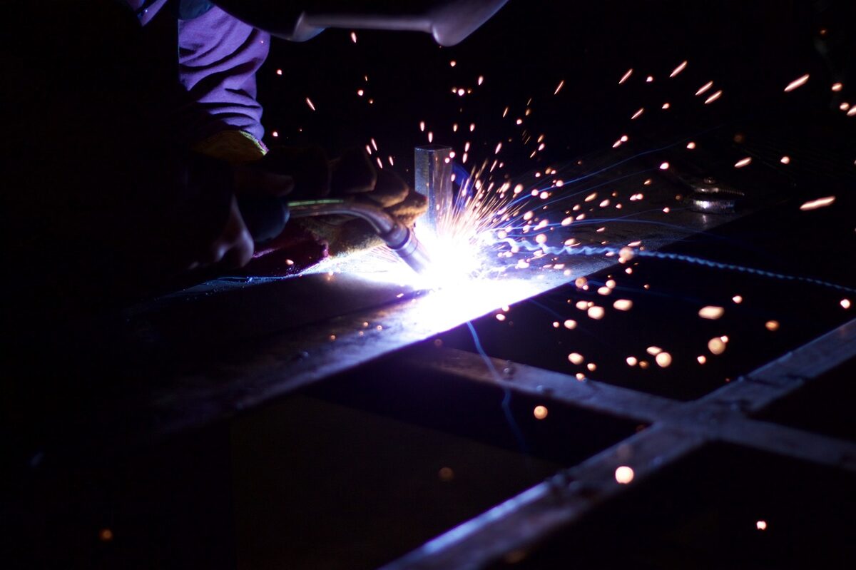 metalworking-1405852_1280.jpg